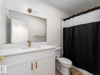 427 39 ST SW photo 35