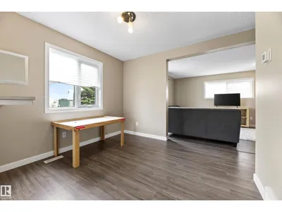 1906 65 ST NW photo 6