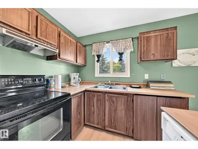 14029 30 ST NW photo 18