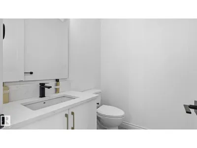 9224 94 ST NW photo 14
