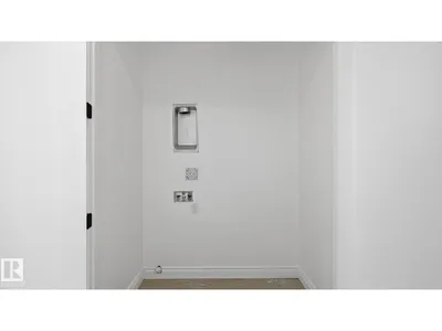 9224 94 ST NW photo 24