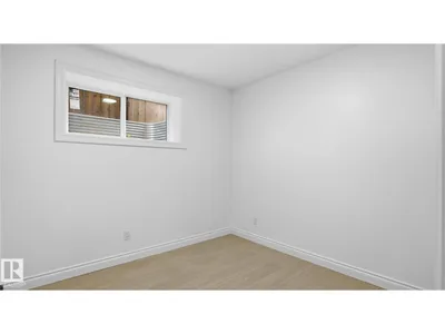 9224 94 ST NW photo 31