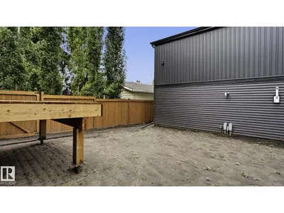 9224 94 ST NW photo 48
