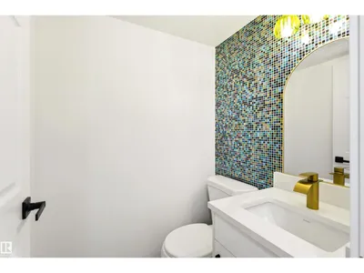 #4 7604 29 AV NW photo 17