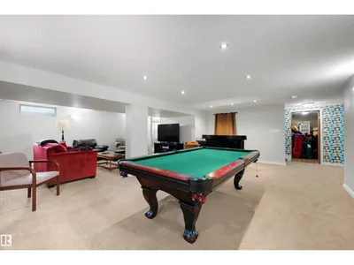 11233 34A AV NW photo 26