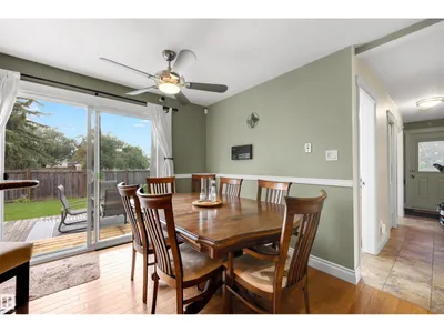 11233 34A AV NW photo 10