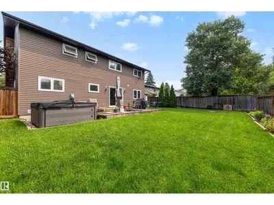 11233 34A AV NW photo 33