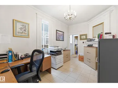 8520 104 ST NW photo 30