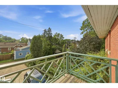 8520 104 ST NW photo 40