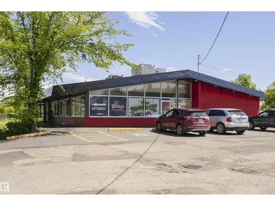 #208 9907 91 AV NW photo 45