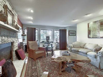 11126 52 ST NW photo 19
