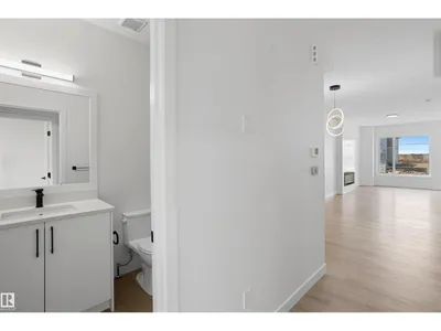 1563 211 ST NW photo 13
