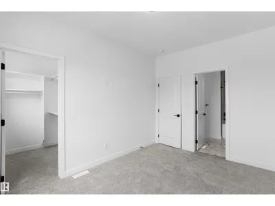 1563 211 ST NW photo 24