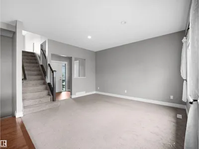 3623 15A ST NW photo 16