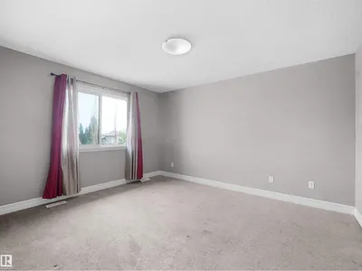 3623 15A ST NW photo 31