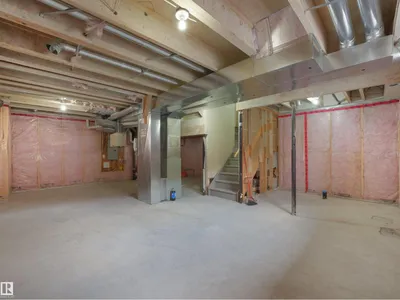 3623 15A ST NW photo 38
