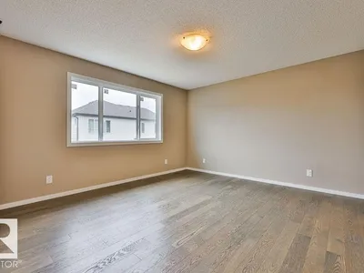 2031 207 ST NW photo 39