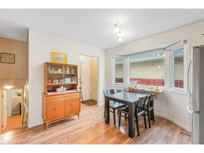 18611 57 AV NW photo 20