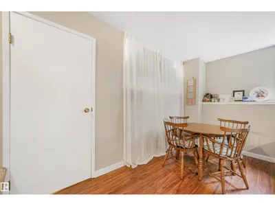 18611 57 AV NW photo 40