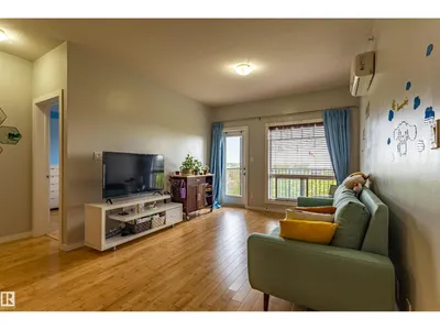 #407 9523 160 AV NW photo 8