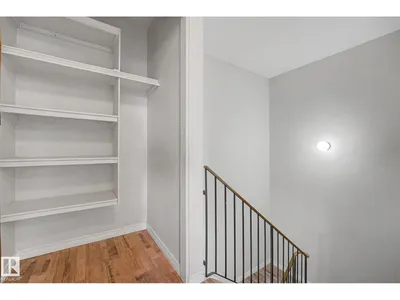 1096 KNOTTWOOD RD E NW photo 11