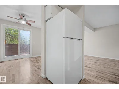 1096 KNOTTWOOD RD E NW photo 6