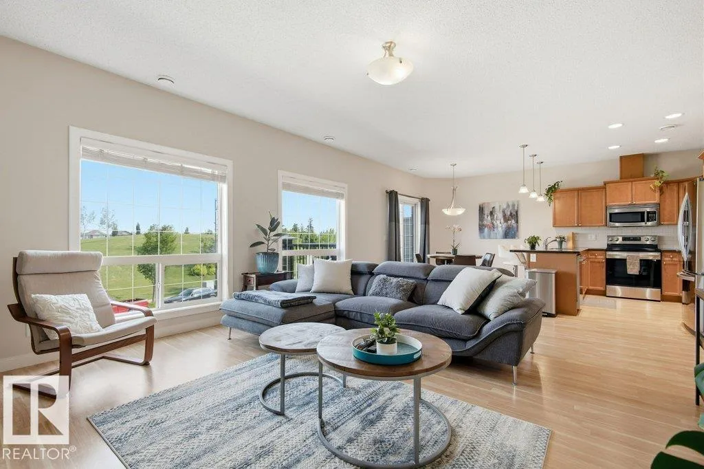 #17 7293 South Terwillegar DR NW exterior