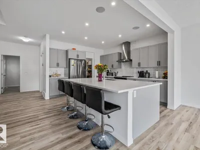 13118 208A ST NW photo 5