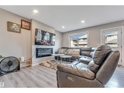 17513 65 ST NW photo 12