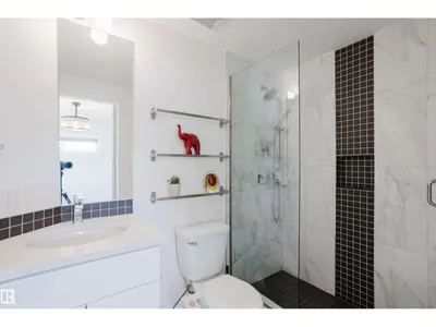 11455 111A AV NW photo 22