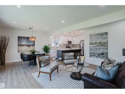 11455 111A AV NW photo 5
