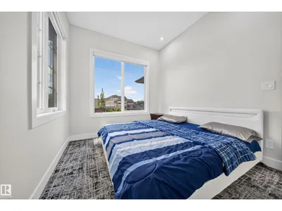 4017 47 AV photo 40