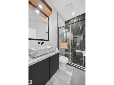 4017 47 AV photo 50