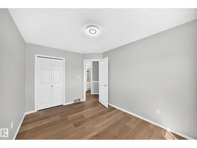 203 84 ST SW photo 31