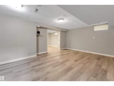 193 WOODVALE RD W NW photo 34