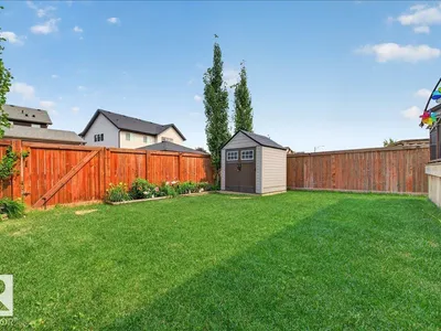 2709 Collins Crescent SW photo 52