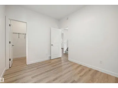 1315 11 AV NW photo 9