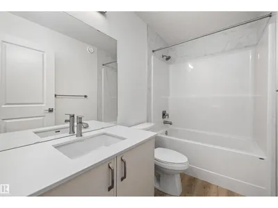 1315 11 AV NW photo 41