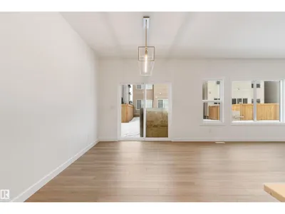 2728 194 ST NW photo 19