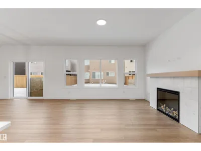 2728 194 ST NW photo 24