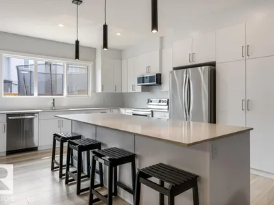 7113 177A AV NW photo 16