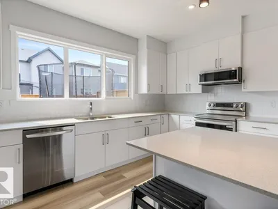 7113 177A AV NW photo 22