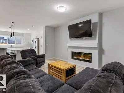 7113 177A AV NW photo 9