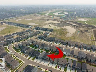 7113 177A AV NW photo 68