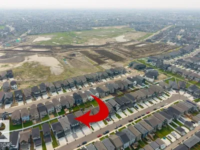 7113 177A AV NW photo 69
