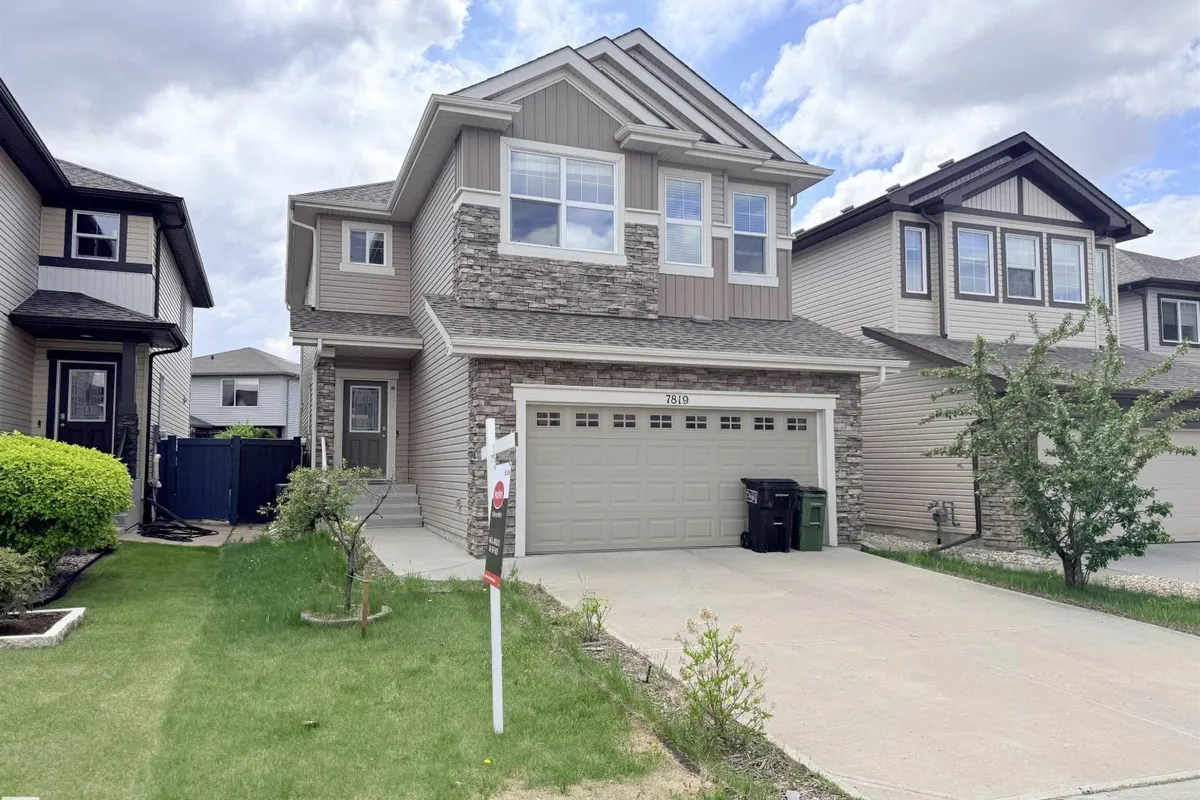 7819 173 AV NW exterior