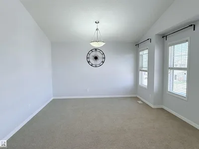 7819 173 AV NW photo 30