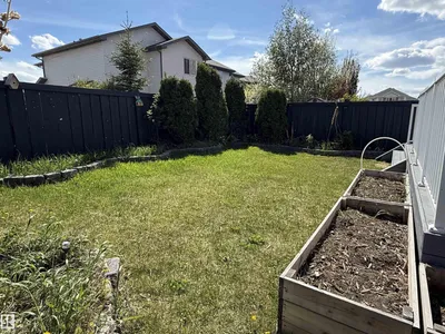 7819 173 AV NW photo 69