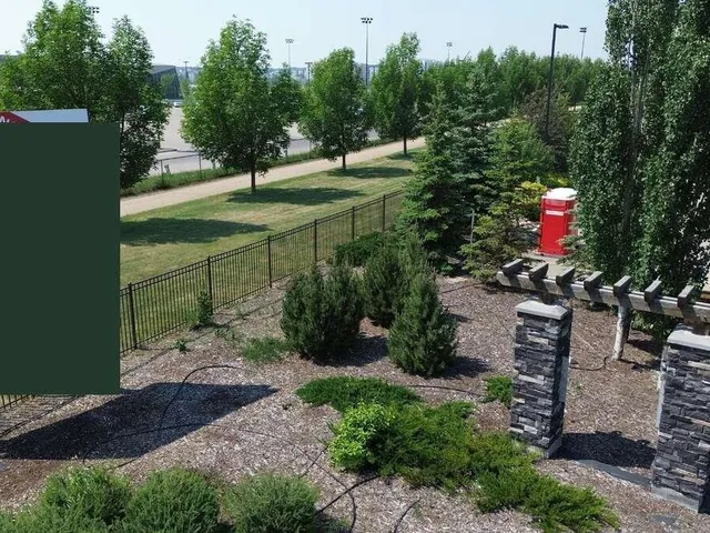 #302 3670 139 AV NW, Edmonton