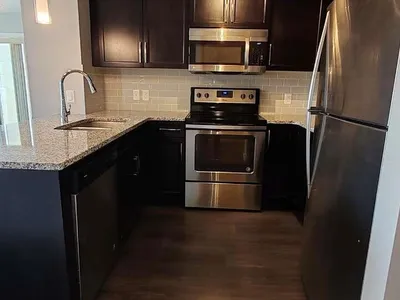 #302 3670 139 AV NW photo 10